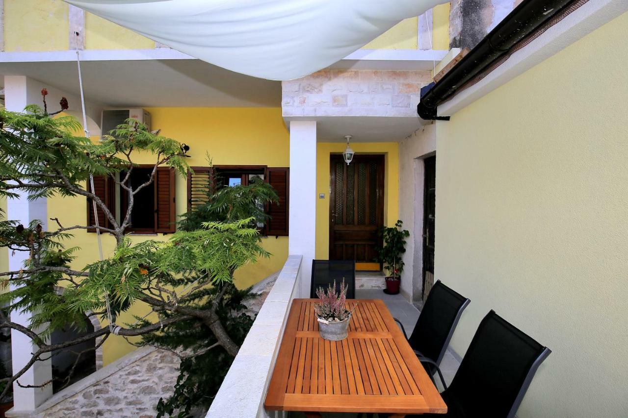 Julijana Apartment Zadar Bagian luar foto